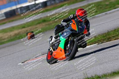 media/Jan-21-2023-Fastrack Riders (Sat) [[fcf3f88a30]]/Level 3/Session 4 Turn 6-Mountian Shot/